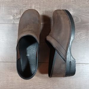 Dansko Mens Professional Brown Leather Clogs 46 Wide